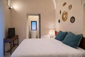 CAVA Urban Relais