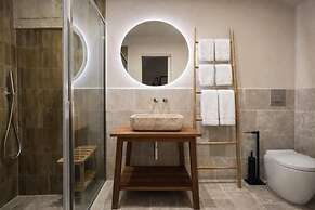 CAVA Urban Relais