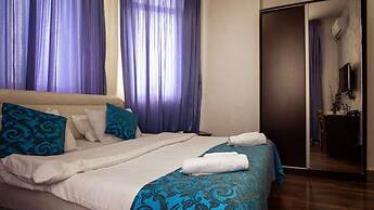 Hotel Nebula Inn