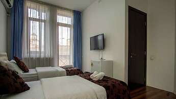 Hotel Nebula Inn