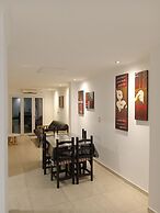 Aires del Cerro House