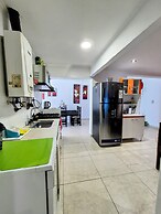 Aires del Cerro House