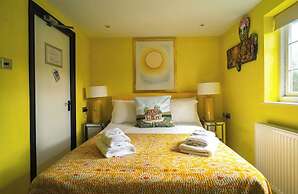 The lion hotel