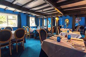 The lion hotel