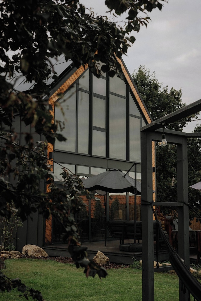 Flowfort View Private Hottub & Sauna Cottagerześko