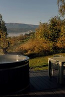 Flowfort View Private Hottub & Sauna Cottagerześko