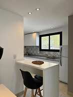 CB Mona Suites