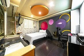 SOO HOTEL