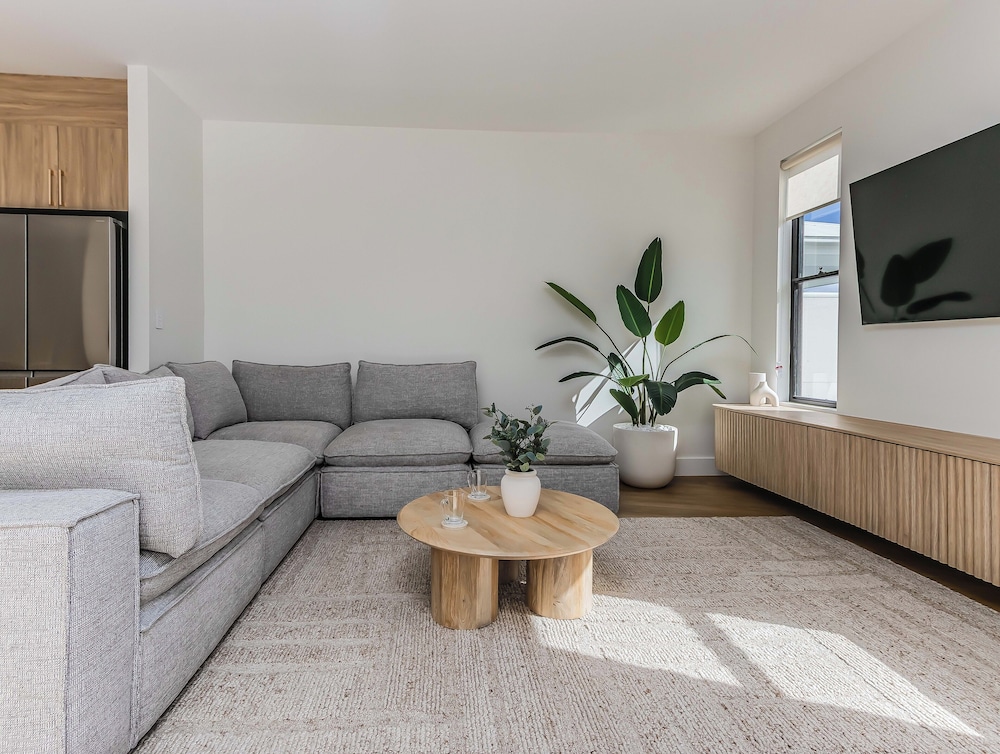 Black Wattle Beach House