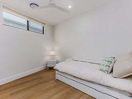 Black Wattle Beach House