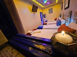 bluemoon house