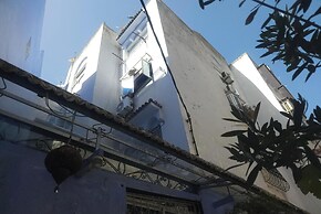 bluemoon house