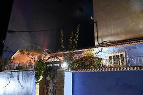 bluemoon house