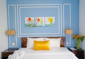 Zoey Boutique Villa
