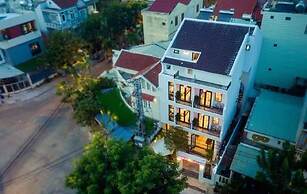 Zoey Boutique Villa