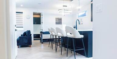 Serene Dwelling Home-4 Bedroom,pool Table Near Yeg- With AC
