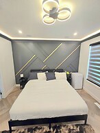 Serene Dwelling Home-4 Bedroom,pool Table Near Yeg- With AC
