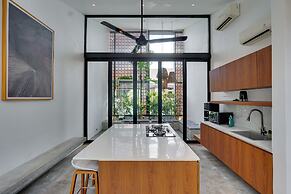 Rhys Apartment - Berawa