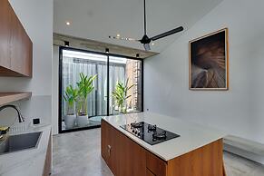 Rhys Apartment - Berawa