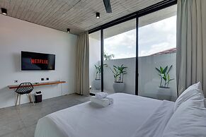 Rhys Apartment - Berawa