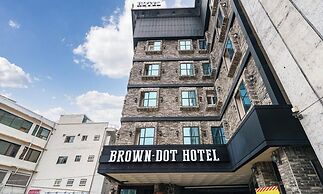 Brown Dot Dongseong-ro