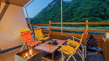 Hongcheon Huttopia Glamping