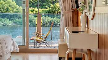 Hongcheon Huttopia Glamping