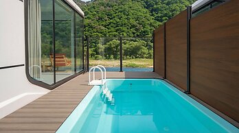 Hongcheon Huttopia Glamping