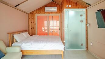 Hongcheon Huttopia Glamping