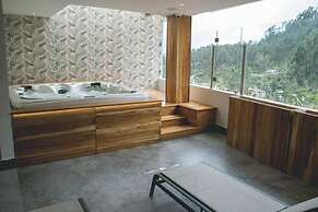 Saya Hotel & Suites