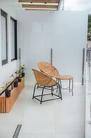Saya Hotel & Suites