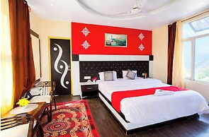 Hotel Naddi Heights Kangra