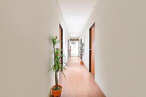 HOTEL NIDHIVAN