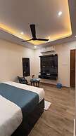 Hotel Raas Garden
