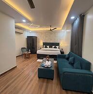Hotel Raas Garden