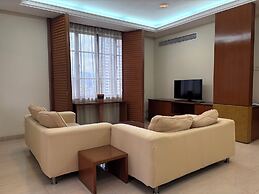 The Maple Suite by Manhattan