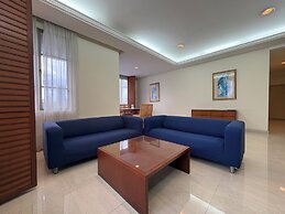 The Maple Suite by Manhattan