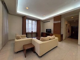 The Maple Suite by Manhattan