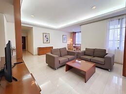The Maple Suite by Manhattan