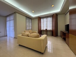 The Maple Suite by Manhattan
