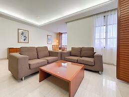 The Maple Suite by Manhattan