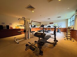 The Maple Suite by Manhattan