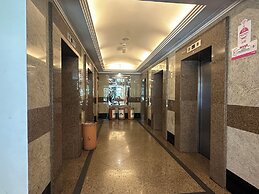 The Maple Suite by Manhattan