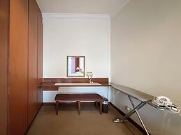 The Maple Suite by Manhattan