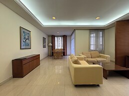 The Maple Suite by Manhattan