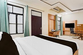 Deluxekrishna Inn