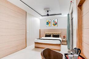 Deluxekrishna Inn