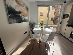Apartamentos Prior by gaiarooms