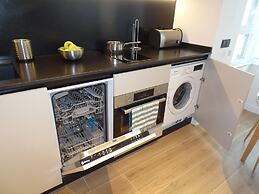 Apartamentos Prior by gaiarooms
