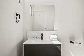 Safir 48